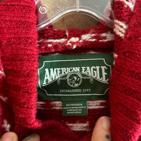 American Eagle Outfitters Red and White Christmas Turtleneck Sweater XS - Picture 14 of 14